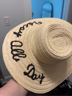 Melrose and Market Woven Straw Sun Hat in Natural Cream